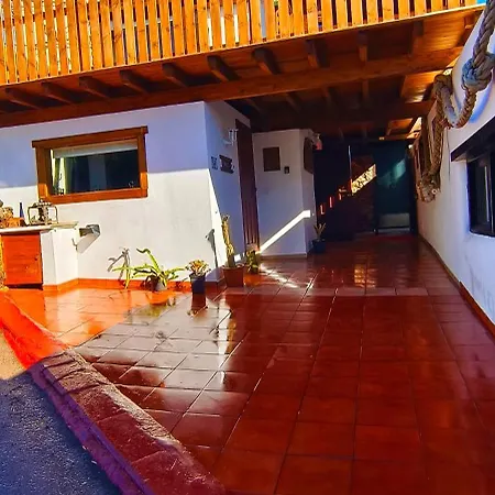 Lucia - Sol De Adu Apartment *